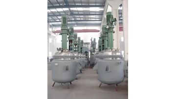 Synthesis reactor
