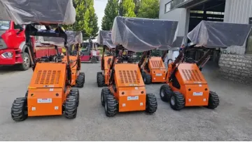 Free Shipping Factory Price Cheap New Small Mini Small Garden Loader Track Mini Skid Steer Loader1