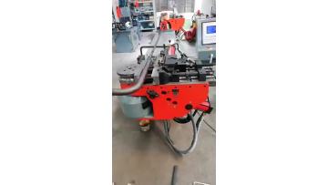 Semi-automatic pipe bending machine