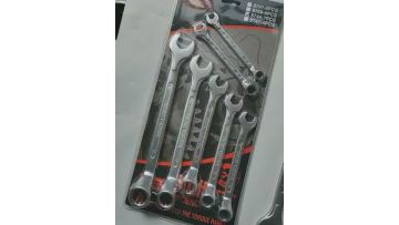 Seven-piece set of high neck wrenches