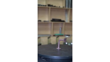 Fixation of staircase handrails