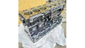Automotive diesel engine 6HK1 cylinder block 8-98005408-0 8-97600119-0 is suitable for Isuzu engine ZAX330-31
