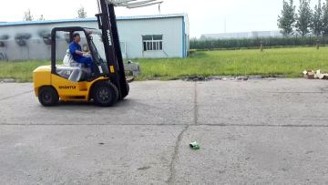 Shantui forklift single double pallet handlers for drink industrial.mp4