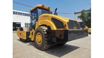 Shantui 10 tons road roller for sale