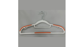 Environmentally friendly plastic hanger making machine