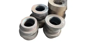 20# 35# 45# Carbon Structure Steel Forged Flange for Truck/Train Nave of Wheel /Petrochemical Industry/Oil Drilling Machine/Mining Machinery1