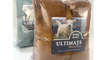 lamb wool pure color flannel fleece throw thick double sherpa blanket manufacture  for winter1