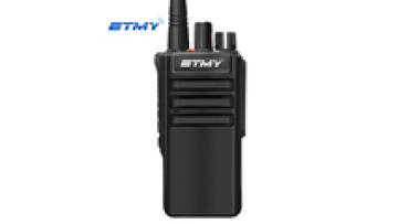 Repeater Walkie Talkie Handheld Digital Uhf Two Way Radio Outdoor Hiking Adventure 3 Kms Walkie Talkie with Base Station1