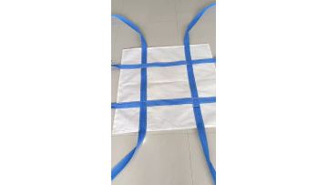 Shoulder-less soft tray