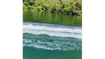 Fabric inflatable boat