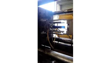 High Quality 5 Gallon Pet Preform 2 Cavities Mold Plastic Injection Molding Machine Price1
