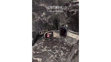 Ring set with garnets in white gold
