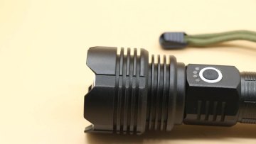 XHP70 3.7v Conjoined 26650 Type-c charger 500m zoomable  2000lumen  Tactical Hunting Power  flashlight1