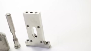OEM Metal Parts Advanced Custom Turning Stainless Steel Brass Titanium Precision Parts1