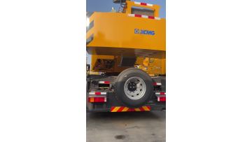 Made in China, XCMG produces QY25K truck crane