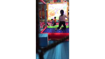 Suspended ball pool