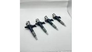Common rail injector 8-98011604-1 Denso Fuel Injector for Isuzu 4JJ1 diesel engine spare parts1