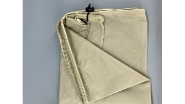 Fabric cover with zipper