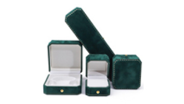 Han Hong wholesale custom jewelry box with logo luxury pendant earrings bracelet necklace ring box Green velvet jewelry box1