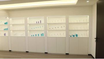 Airless Bottle Product Sample Display