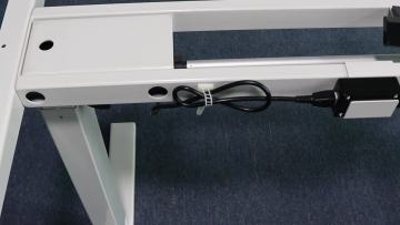 Hot Sale Electric Working Adjustable Sit to Stand Desk Office Modern Computer Lift up Standing Desk1