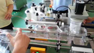 Double-sided Self-adhesive Labeling Machine3