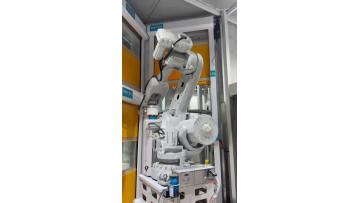 Automated shell-making robotic arm