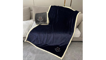black sherpa blanket