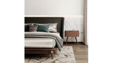 Crown Plaza Bed