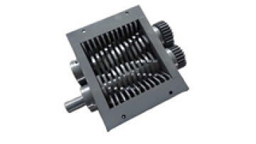 Double Shaft Shredder for Wood, Tyre, Plastic, Cardboard, Metal, and Rubber - Blades and Chamber for Sale1