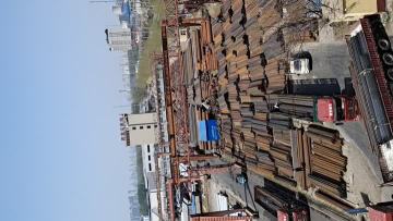 Seamless steel pipe freight yard