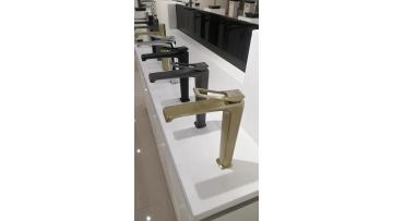 High End Brushed Gold Basin Faucet Washbasin Hot Cold Water Mixer Long Lever Basin Faucet1