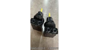 Hitachi 450-3 Fan Motor