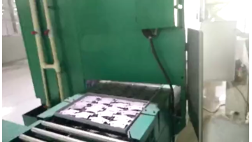 Brake disc automatic glue spraying line