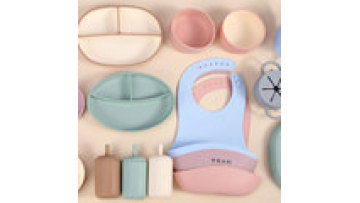 Hot Selling Bpa Free Eco-friendly Food Container Baby Silicone Dinner Plate Silicone Baby Feeding Set  With Suction1