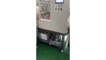 Automatic screen printing machine for conical caps