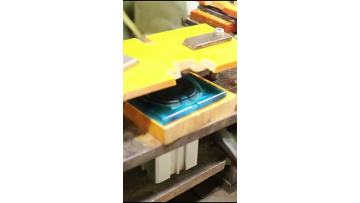 Precision Crafting: The Art of Exquisite Eyewear Cutting