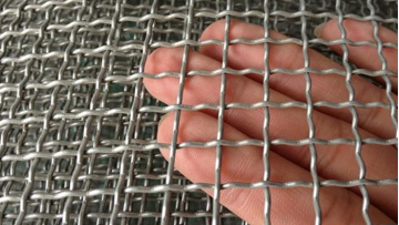 Galvanized Square Mesh 8mesh*8mesh*1M*15M*4.65kg Eltctric galvanized square Wire Mesh1
