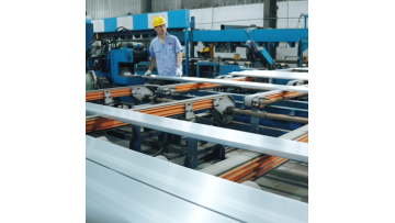 Production process of 1800t extruder
