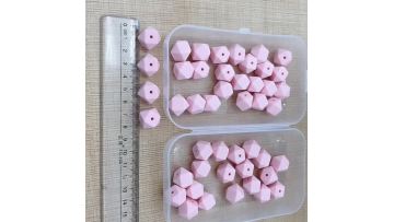 silicone  polygon beads.mp4