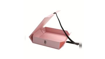 pink magnet box