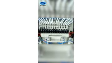 Fully automatic liquid filling machine for continuous mass liquid packaging
