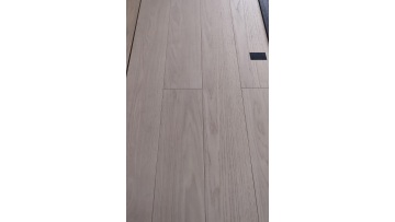 Engineered wood flooring of red oak series