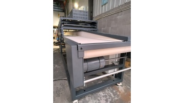 Heat-resistant Conveyor injection molding machine