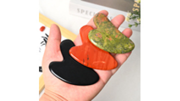 Factory Price Healing Crystal Stone Hand Polished Crystal Guasha Board Facial Massager for Healing1