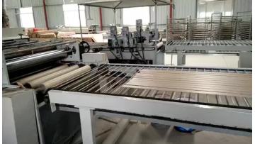 Wood venetian blinds