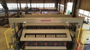 180 Degree Concrete Mould Flip Machine