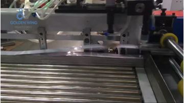 automatic locking-heart shape.mp4