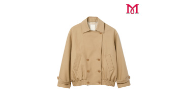 Elegant Women's Tops: Where Sophistication Meets Everyday Comfort