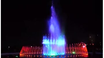 Hotel programmed fountain